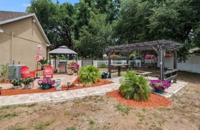 Gated Residence near Disney w/hot tub- Boats & RV' are welcome