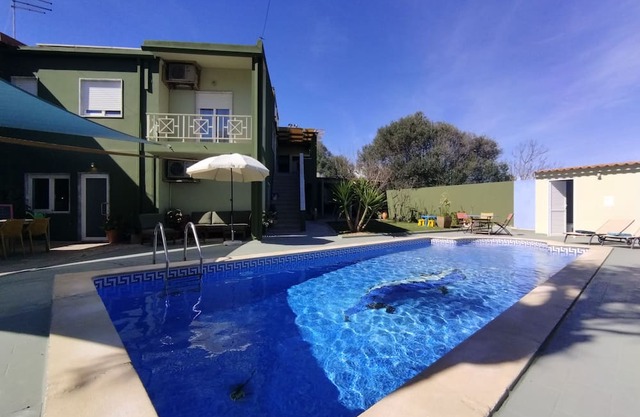 Countryside Haven, Between Lagos and Praia da Luz & Along the Ecovia Bike Trail