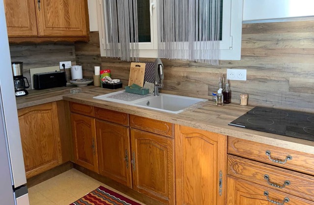 Homerez - House for 6 ppl. with jacuzzi and hammam at Saint-Laurent-la-Vernède