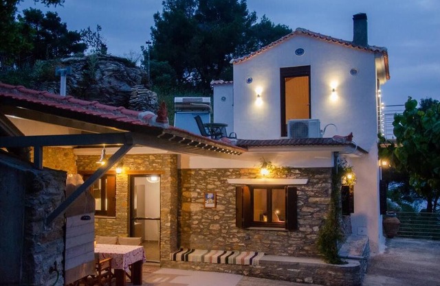 villa pounta family