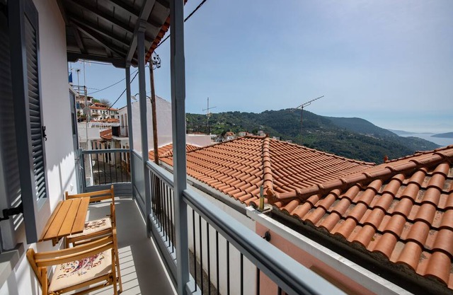 Maxitsa's, Glossa, Skopelos