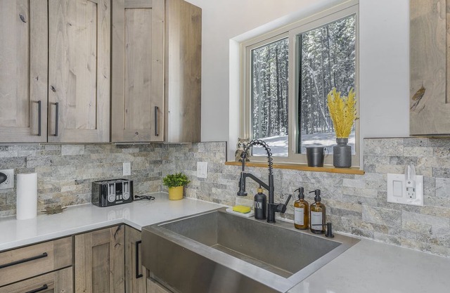 Alpine Oasis: CO Mtn Luxe Cabin