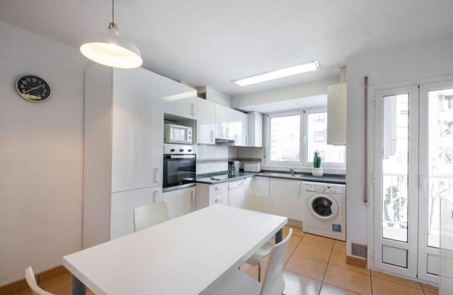 ★ San Sebastian Escape! ★