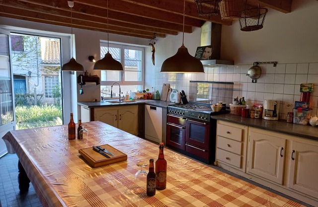 Holiday Home 'Gîte La Génevrie' with Private Garden