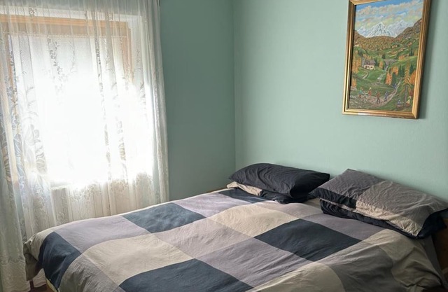 Apartment 'Ampio Appartamento Vicino A Bormio' with Mountain View, Balcony and Wi-Fi