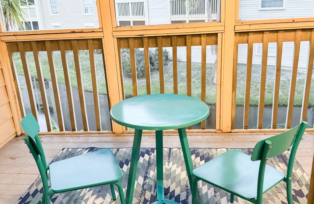 Newly Furnished 2/2 - Mins from IMG, Bradenton Beach, & Anna Maria Island!