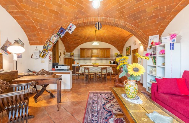 Apartment 'Orto Degli Ulivi' with Shared Garden and Wi-Fi