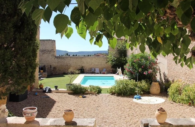 Gîte 20 Couchages Avec Piscine Proche Narbonne / Béziers / Saint Chinian
