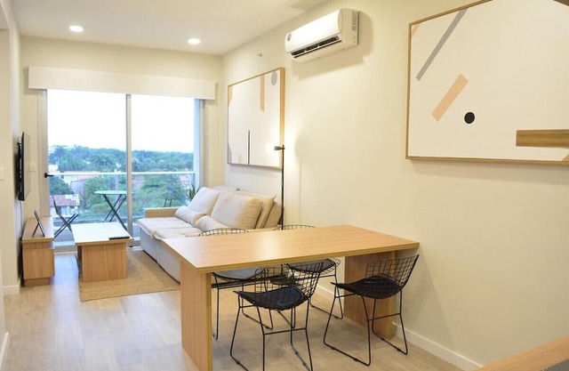 Chic 1BDR: Prime Location in Brand-New Building II