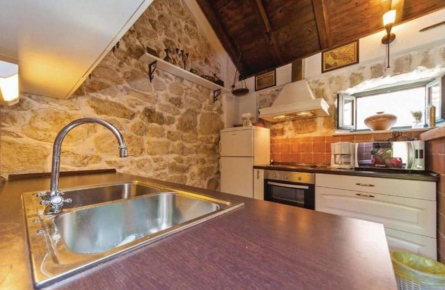 Family friendly house with a swimming pool Ošlje, Dubrovnik (K-22178)