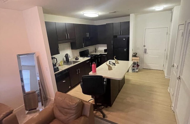 Quiet, modern cozy home near all the excitement of NYC