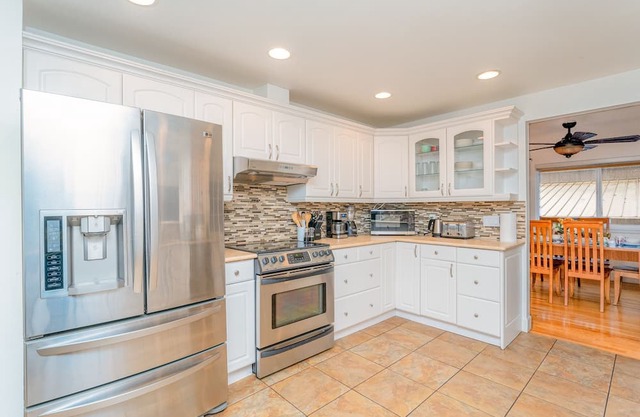 Large Mercer Island 5b3b Family home