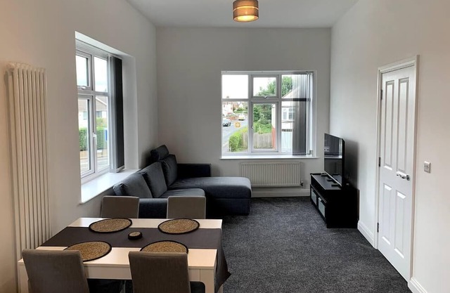 Remarkable New 2-Bed Apartment in Preston