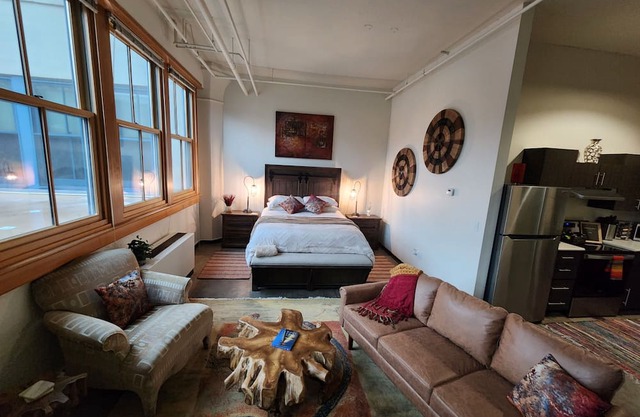 Beautiful Pearl District Vibe - Downtown Portland