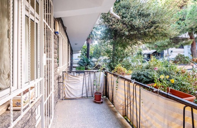 Chic Flat with Balcony Close to Caddebostan Shore