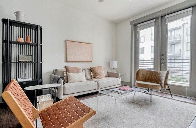 Stylish East Austin 2BR w/ Deck & W/D, nr Shops & Dining, by Blueground