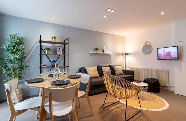 Tourcoing equipped apartment with terrace