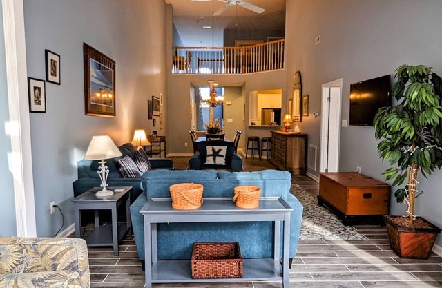 110 Lakeview Drive - Fairway Village