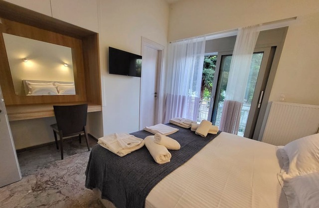 Modern comfortable apartment very close to Olympia ancient site and town center