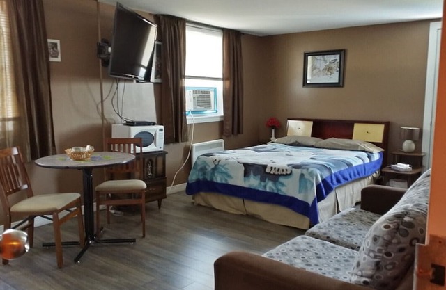 La Vieille Auberge, tourism residence - Appartment 1 room - 1 Queen bed and 1 sofa bed 1 or 2 persons