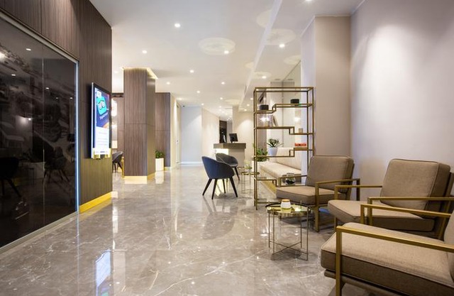 115 The Strand Hotel and Suites