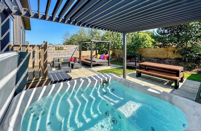 Spa Jubilation (Pet Garden)