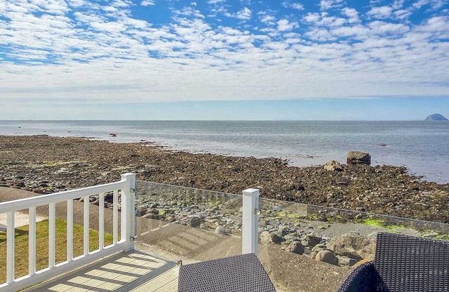 Spacious and contemporary holiday home providing superb space and comfort.