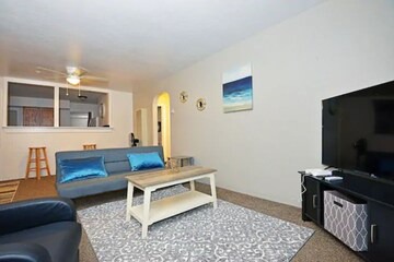 (F2) Enchanted Getaway ☀ Near River & Caverns❣