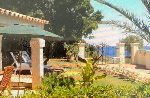 Charming villa 50 m from the sea. Pets allowed