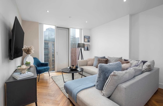 Seraphine Residence - Luxury 1BR Apartment