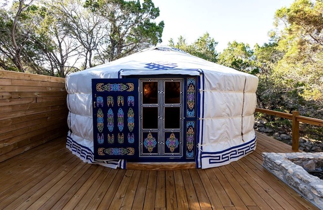 Cozy Couples Yurt with Hot Tub in Dripping Springs, Texas