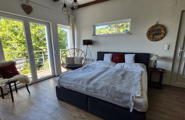 Chalet Auenblick with distant view