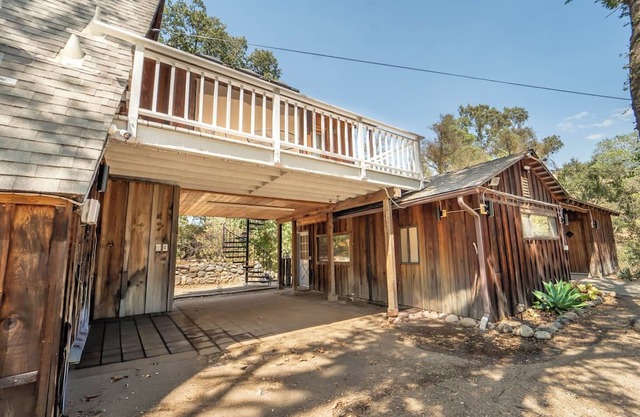 Sequoia Vintage A-frame River Retreat