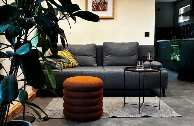 Apartment 'Wanderer Lodge Am Breitenstein' with Private Garden and Wi-Fi