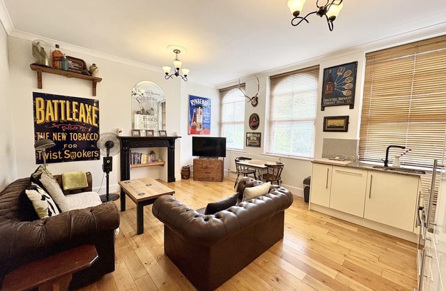 Flat 1, Waterloo Apartments