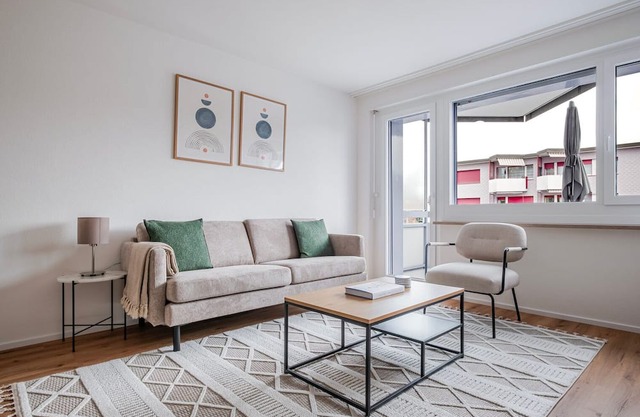 Blueground | Dietikon, balcony, nr Lindenplatz