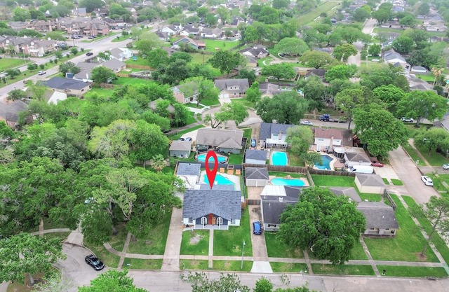 Serene 4-bedroom house with Pool in Stafford TX