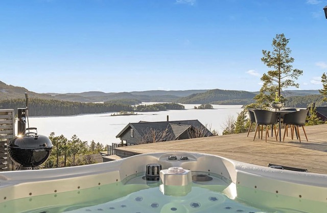 Beautiful home in Sannidal with lake view