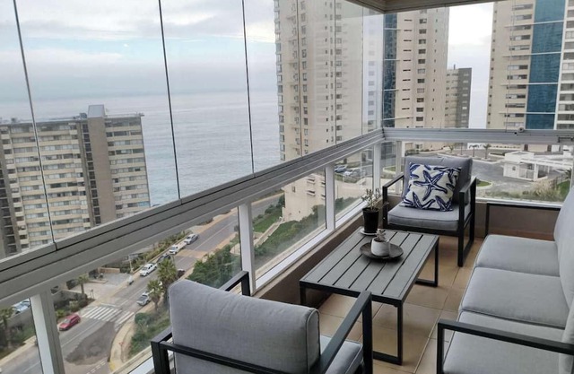 Modern 4BR Apartment with Ocean View near Concón