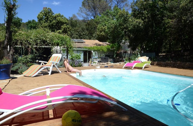 Beautiful modern villa with swimming pool in the heart of the garrigue