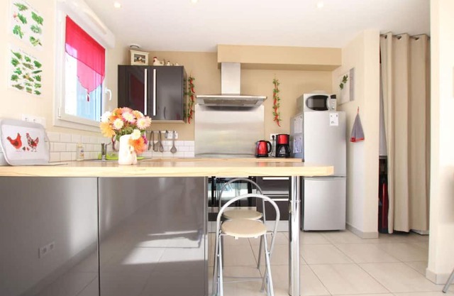 Charming Norman house between land and sea with fireplace