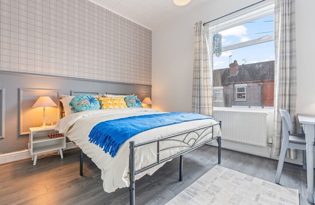 Charming House City Centre Free Parking Self-Check-In Fast WiFi