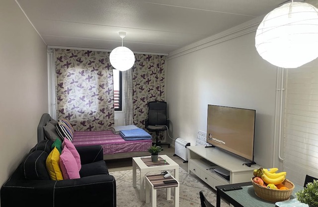 Cosy studio with great vibes, with few minutes to the train station, Restaurants