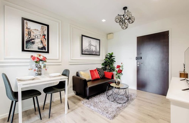 Urban Elegance Knightsbridge BTS Bearing