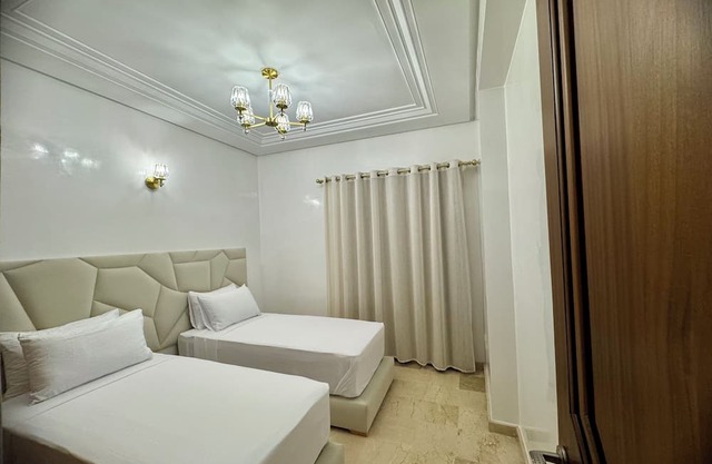 Chic & Spacious 4BR with Jacuzzi-Fez New City Stay