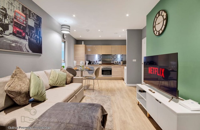 Deluxe Croydon Apartment - NHS & Professionals