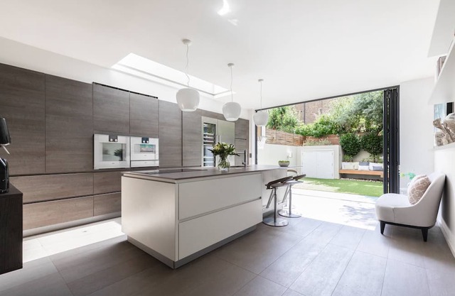 Radipole Road V by onefinestay