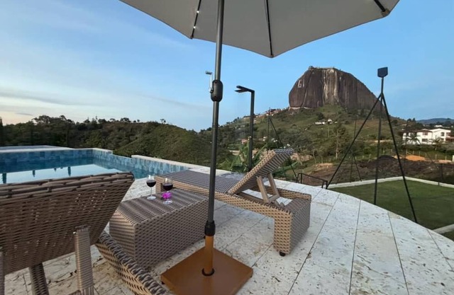Incredible luxury villa, spectacular views towards the Piedra del Peñol.