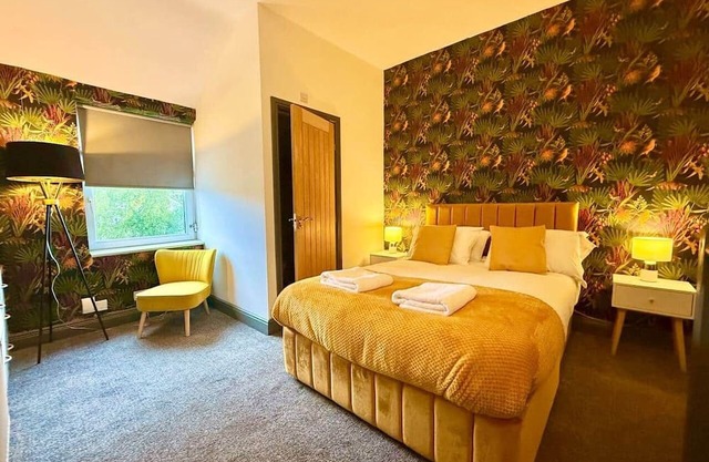 Stylish4Bed Home–Ideal for Leisure&Corporate stays