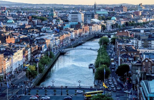 Near Dublin Port 3 Bedroom Apartment With Heating